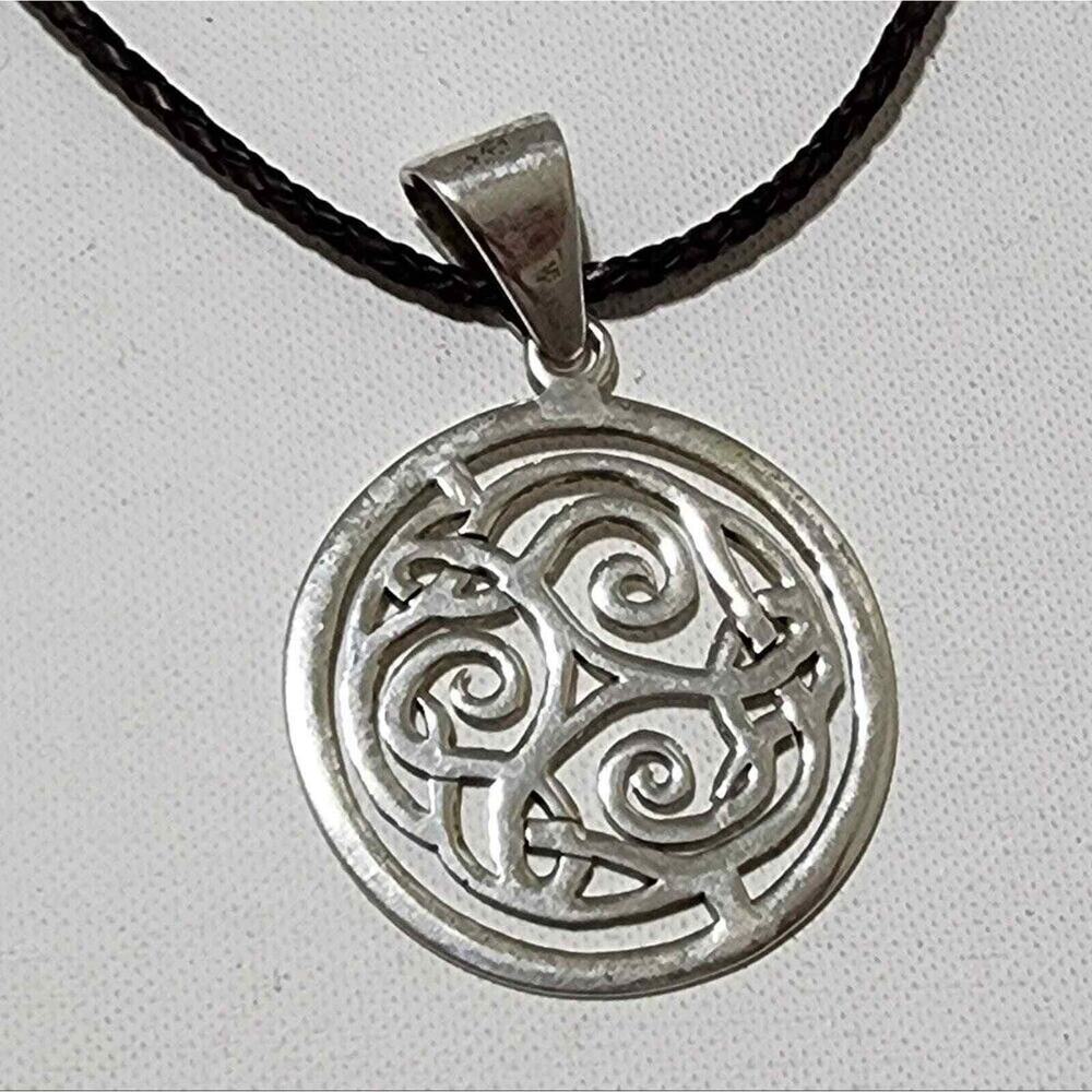 Silpada sterling silver 925 Celtic knot necklace vintage